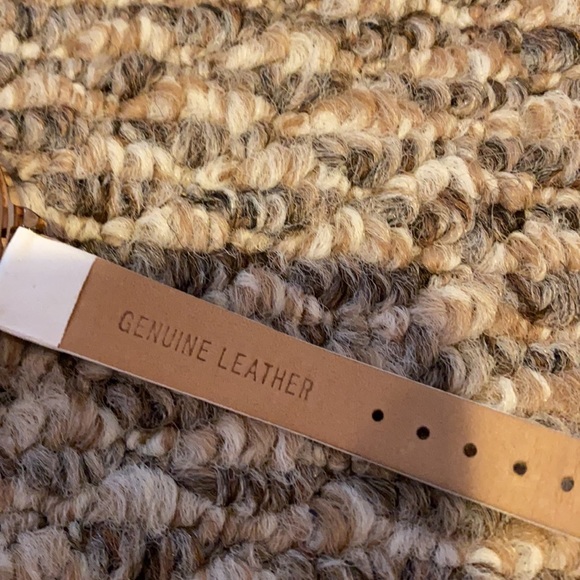 Watch - Picture 3 of 3